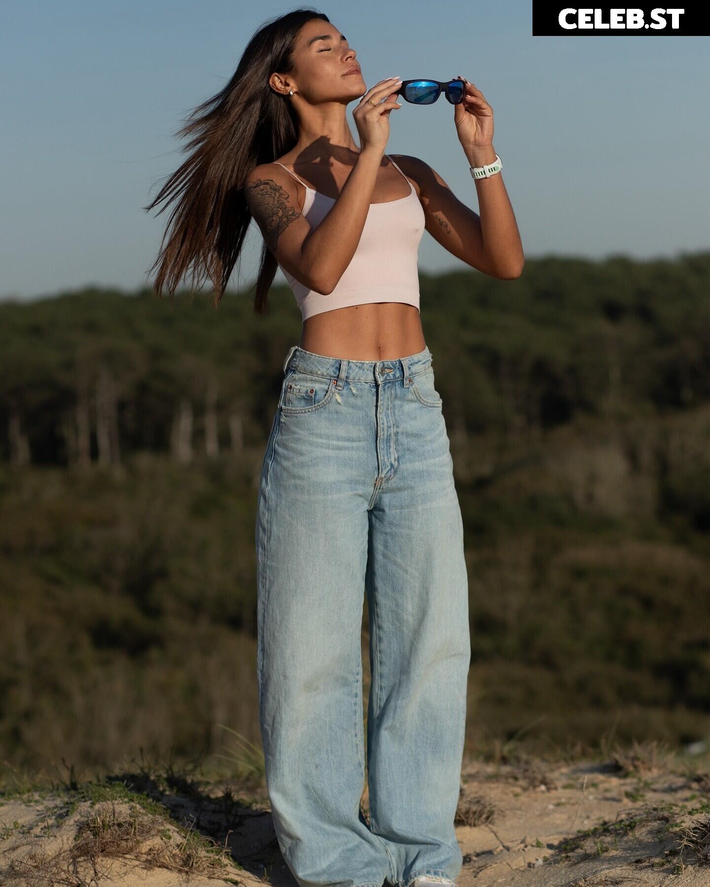 Ines Loucif / ineslou Image 11978357