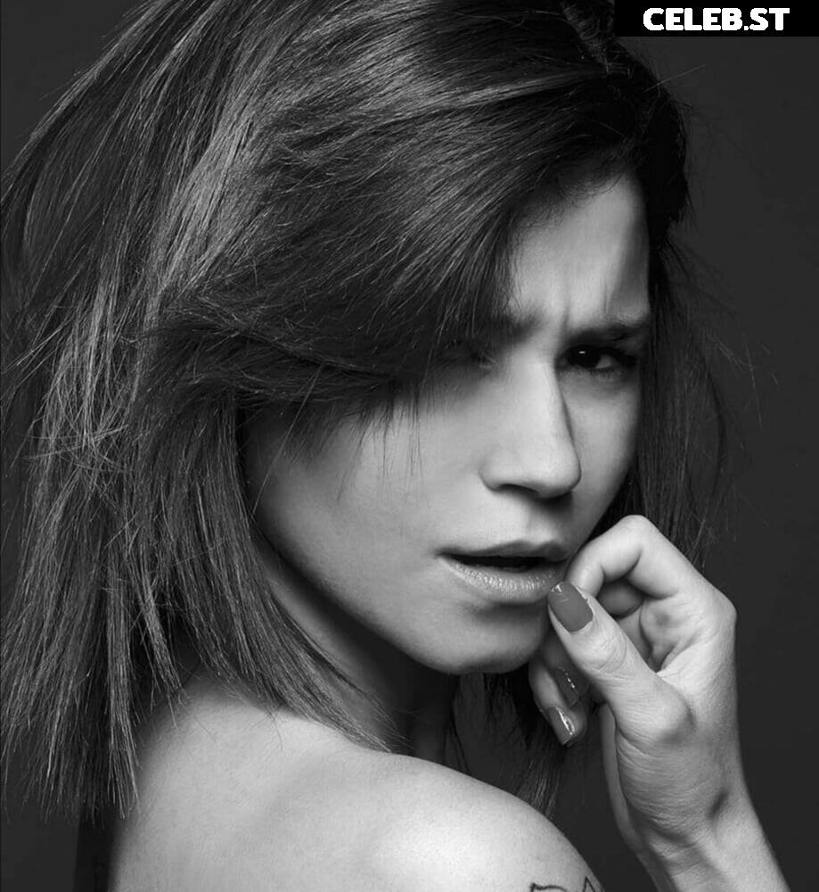 Ines Loucif / ineslou Image 11978227