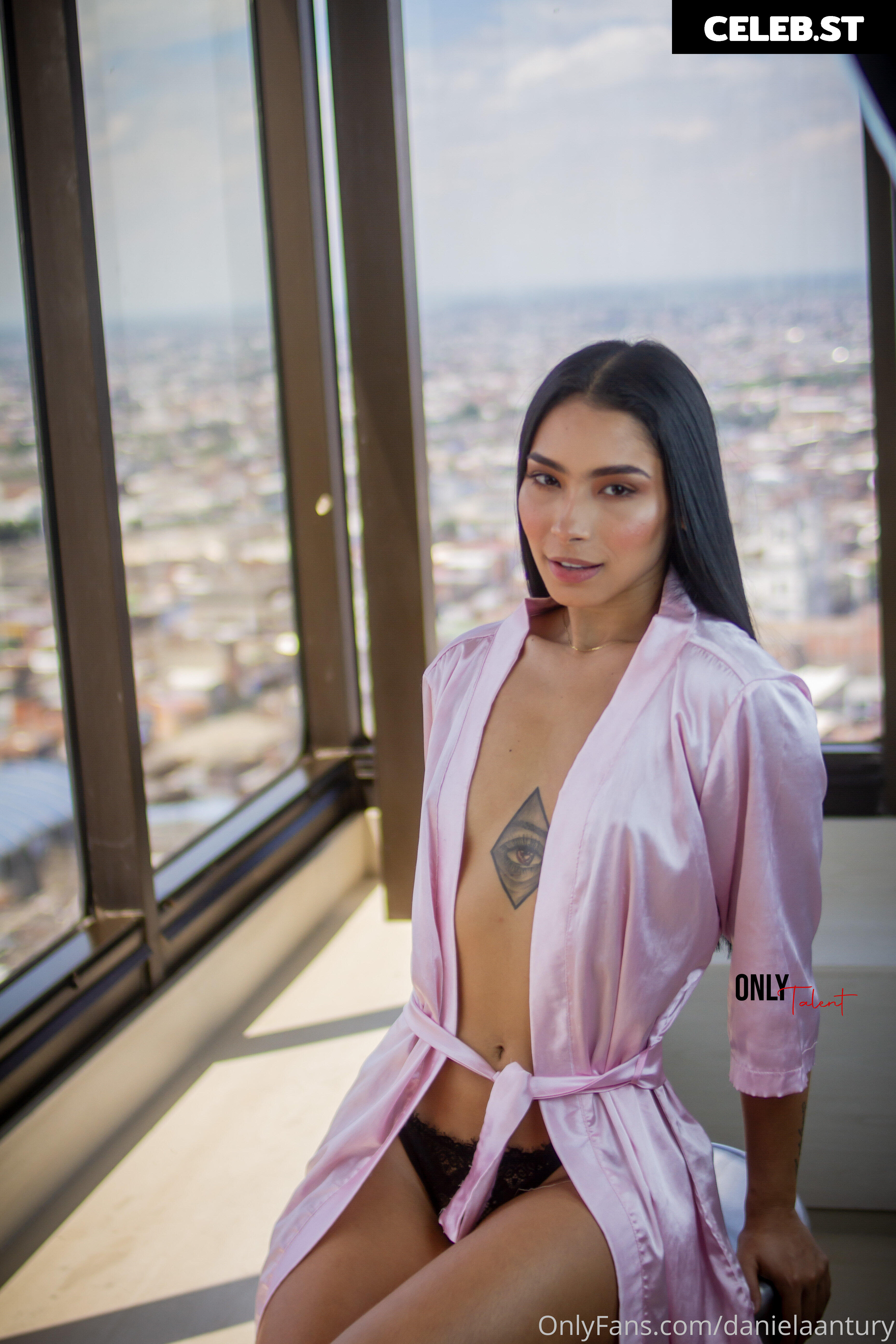 Daniela Antury | Danielaantury Image 11974644