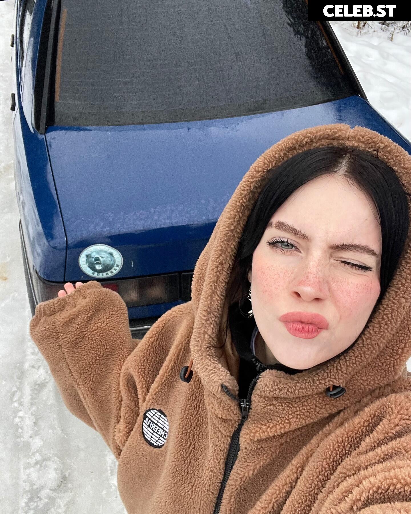 Irina minkina/ howeversnowy/rusian Billie eilish Image 11976734