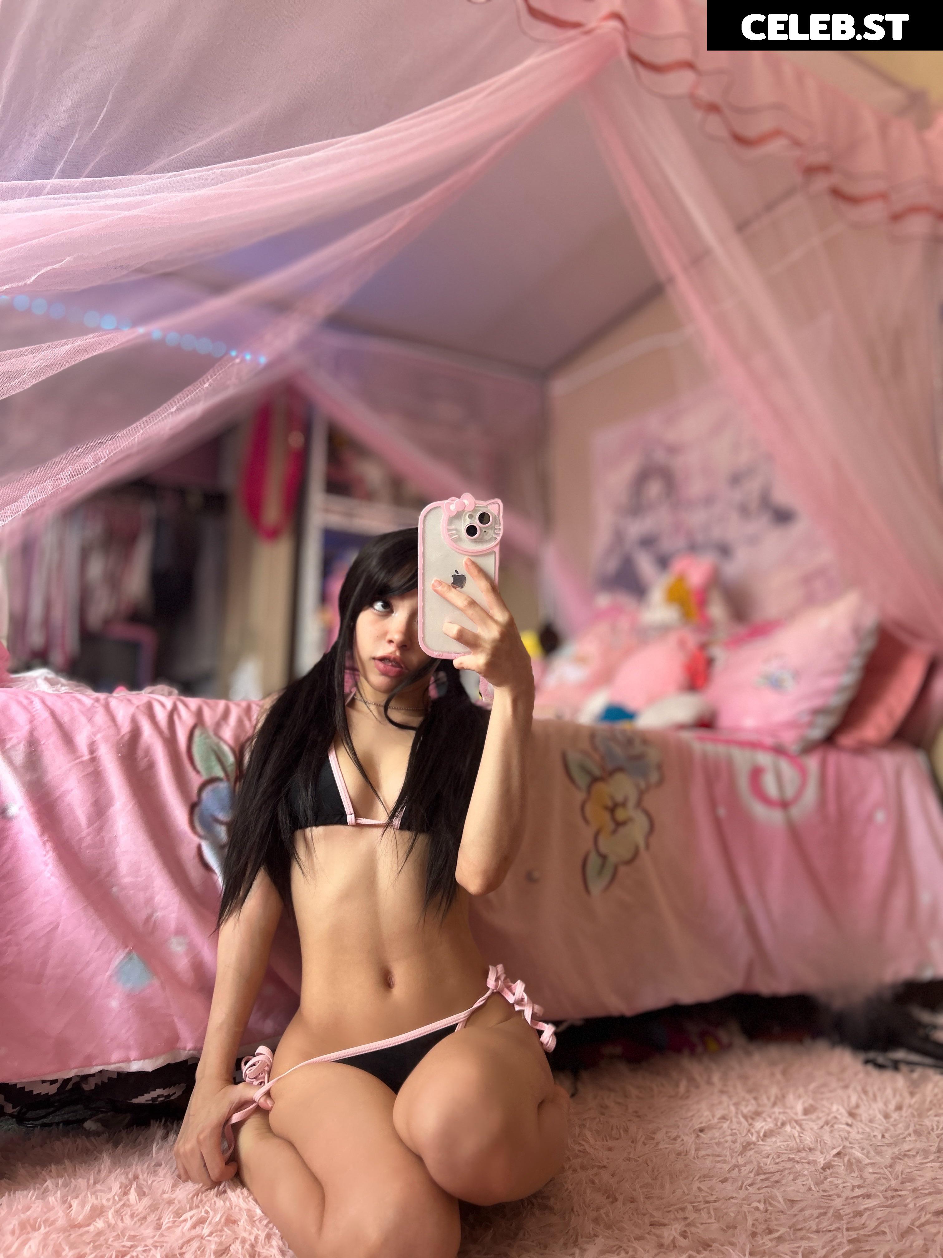 lillianmaee / Lillian Mae / Lillian.bunniee Image 11971007