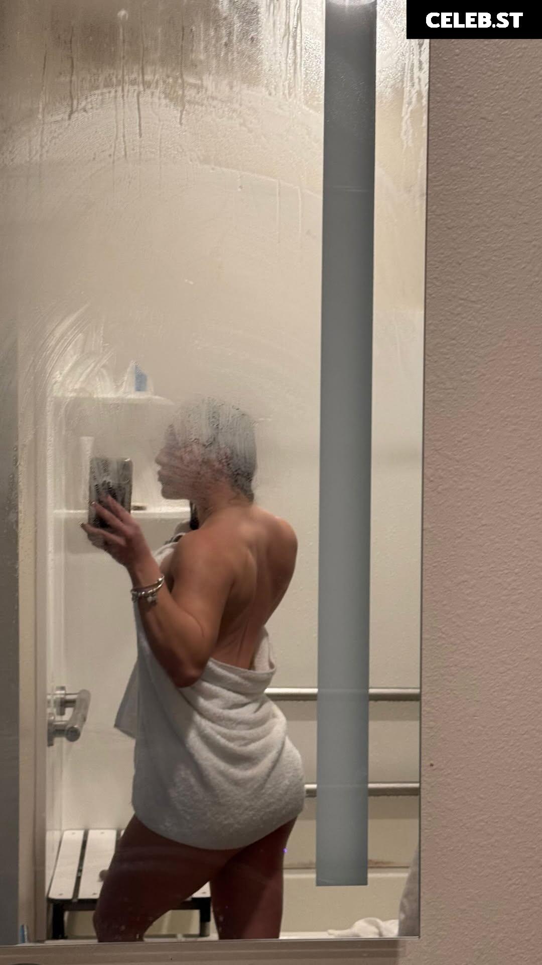 Daniela Flores alias @floresdani318 on instagram and onlyfans Image 11970646