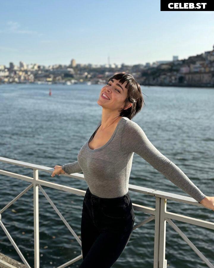 Iris Soares Image 11972947