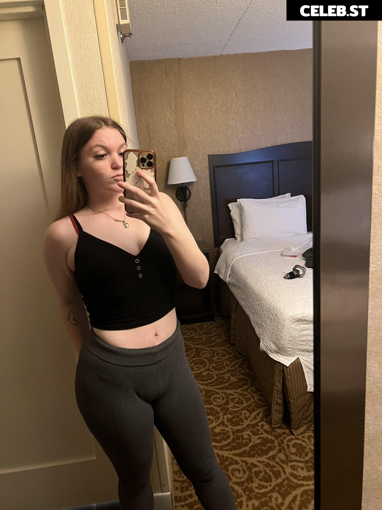 stonerbaby01 / stoner.baby / mariahdemps / dempsey_mariah Image 11972777