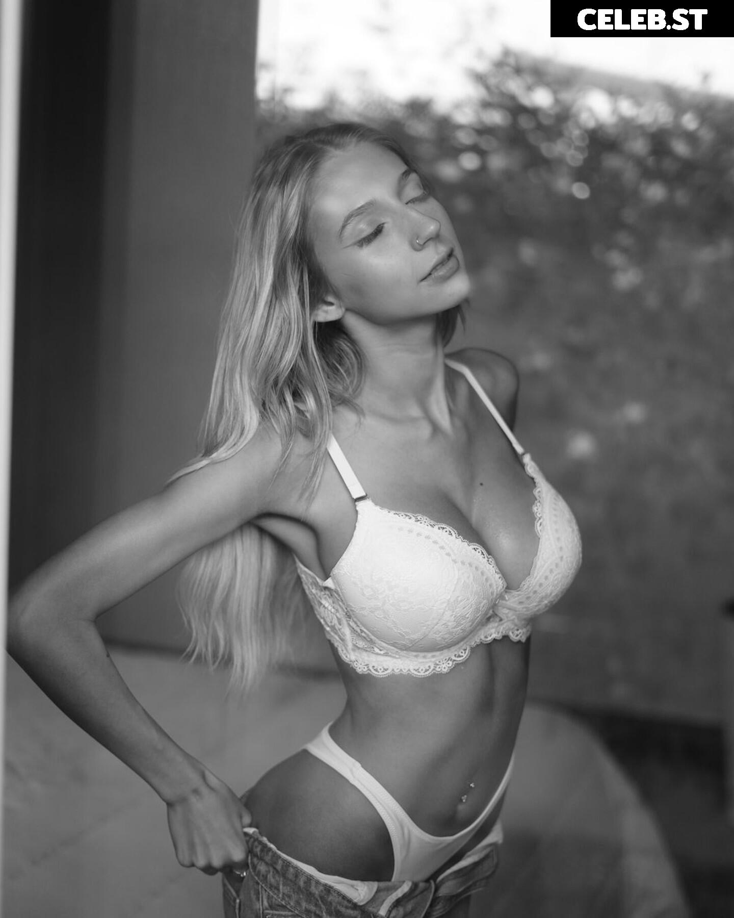 Emily Buoso - Labuoso Image 11979578