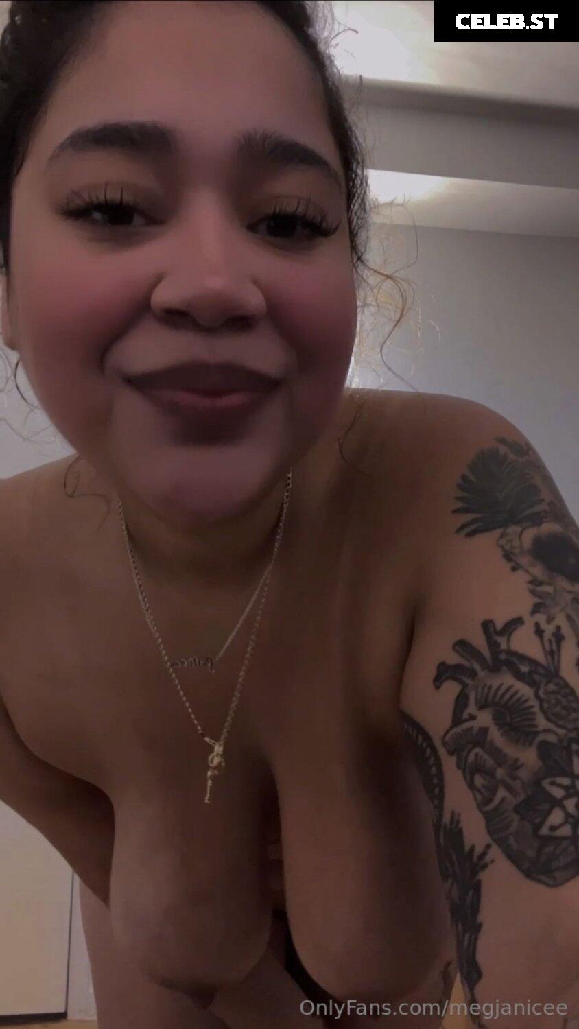 megjanicee Image 11979204