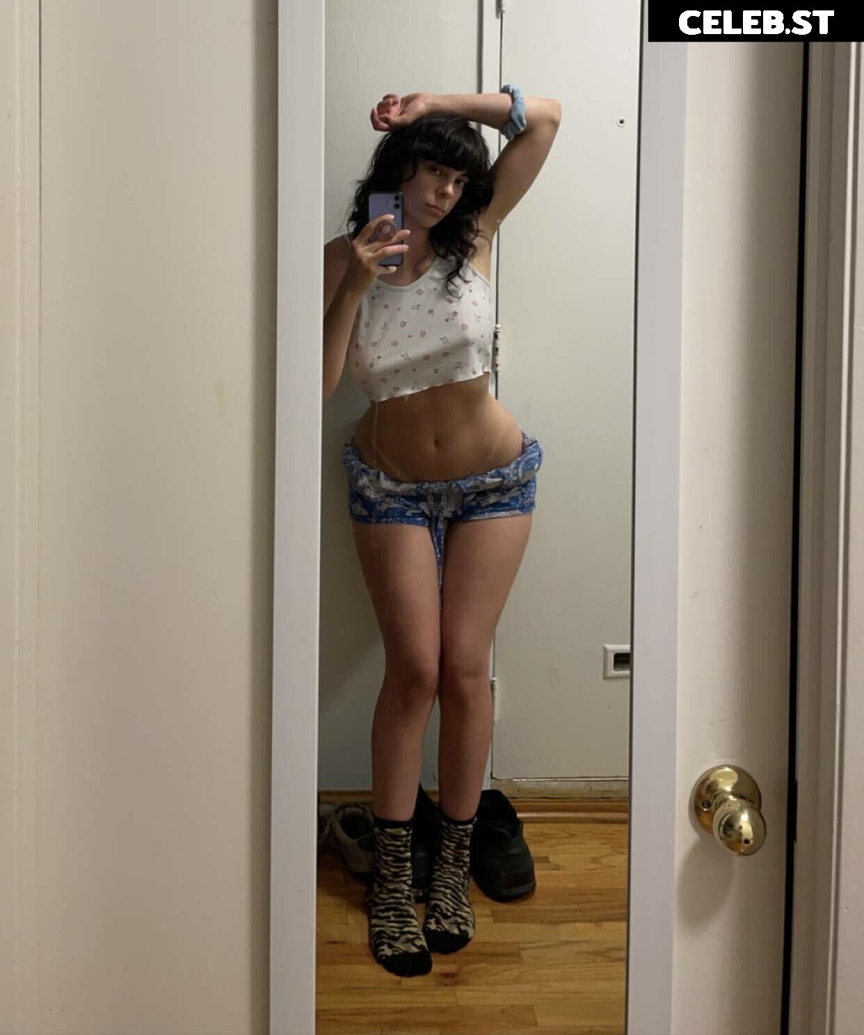 Heyitssarah/ 1tsa111ove Image 11948522