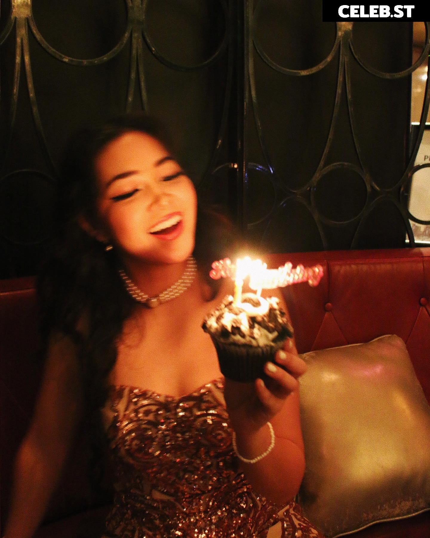 Natalie Tran / itsnatalietran Image 11945634