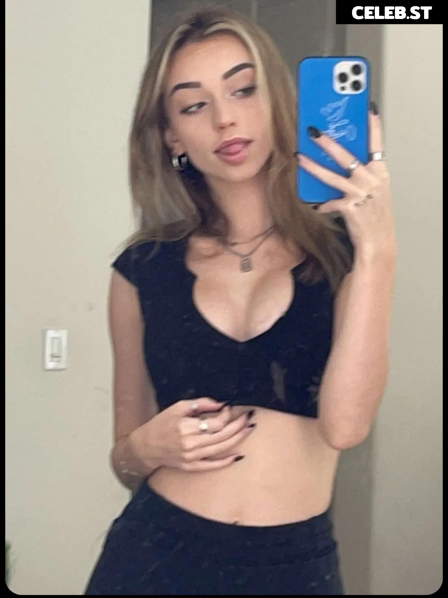 nnayetakk / Katelyn Elizabeth Image 11945248