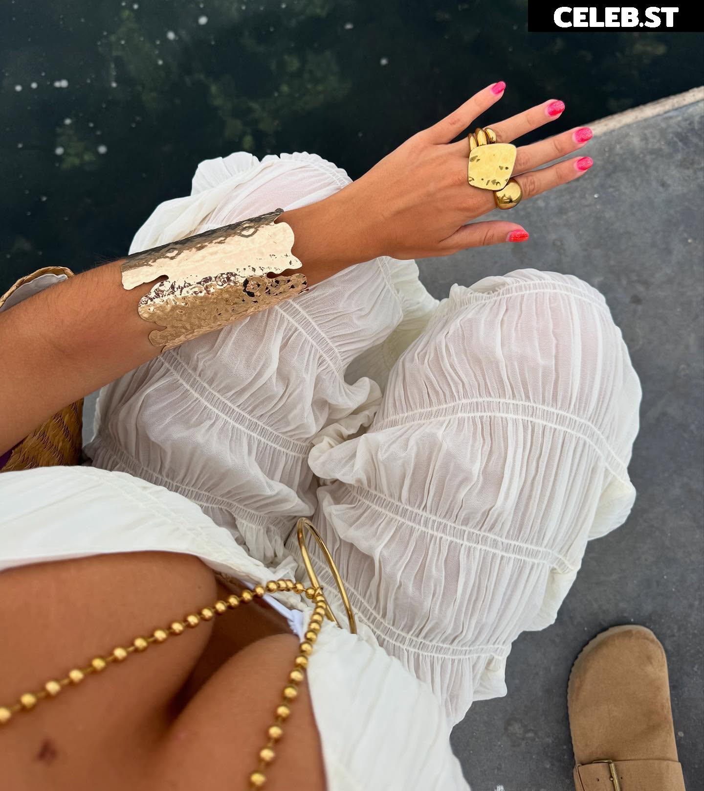 Astrid Millan / astridmillann Image 11946752