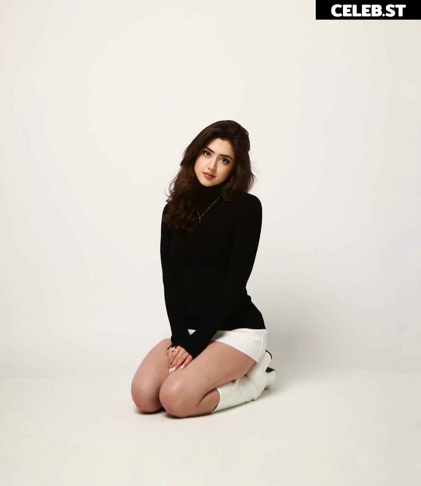 Sophie Silva │ notsophiesilva │ _sophiesilva_ Image 11946174