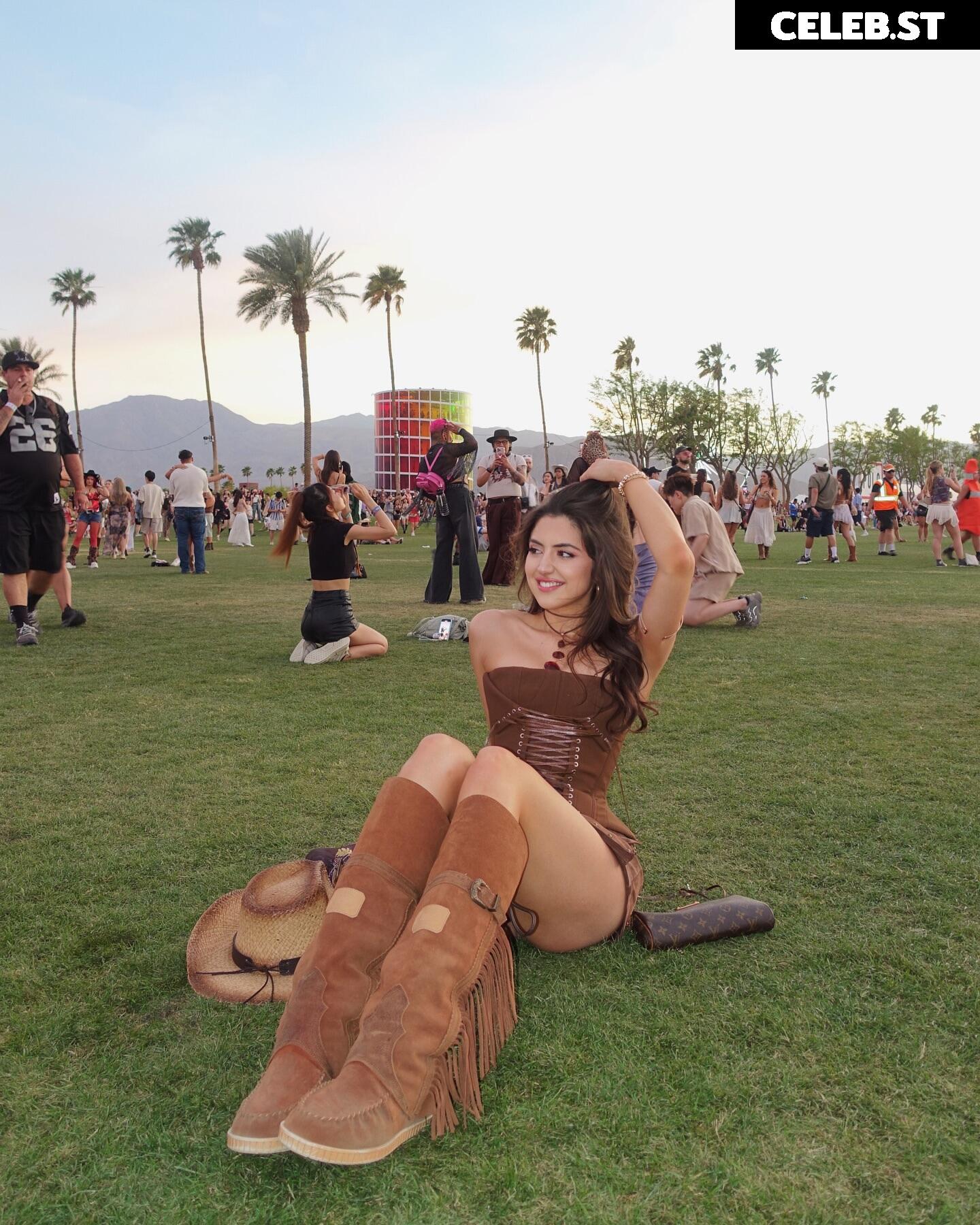 Sophie Silva │ notsophiesilva │ _sophiesilva_ Image 11946200