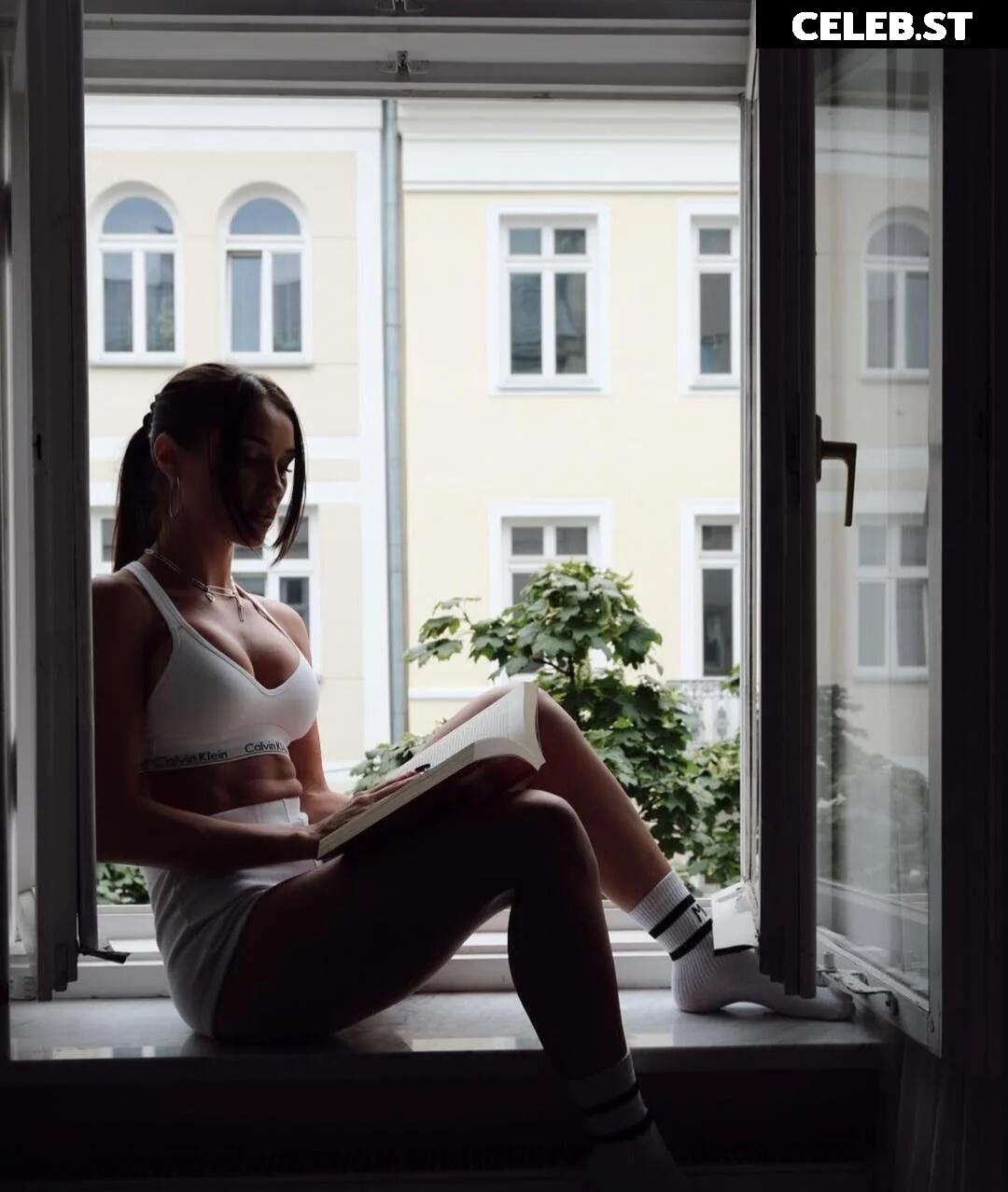 Natalia Karczmarczyk / Natsu / natalia.karczmarczyk Image 11943116