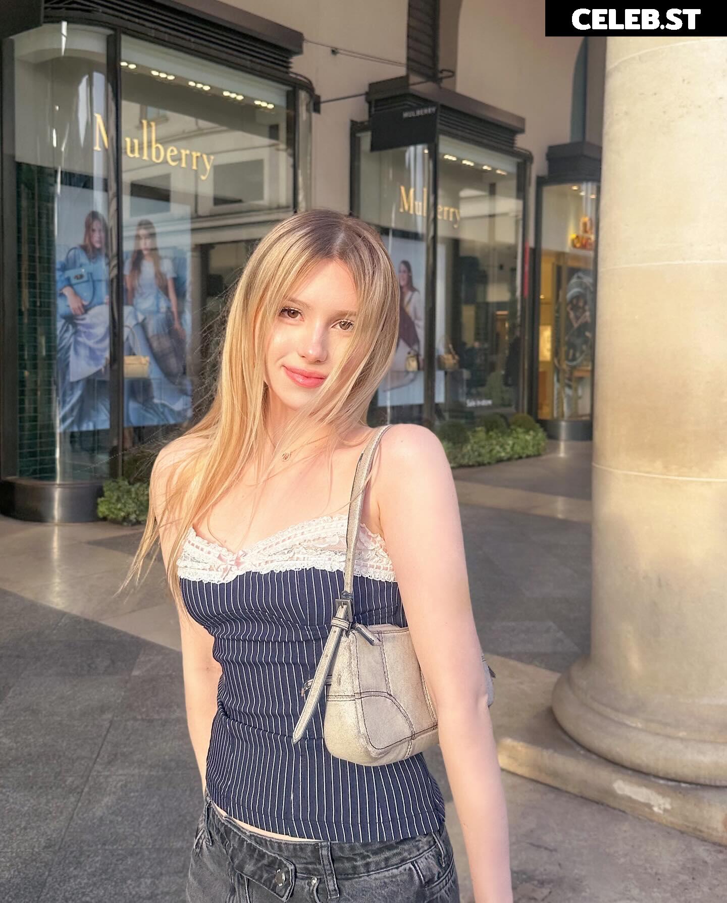 Kitty-Mae / kittymerritt Image 11943019