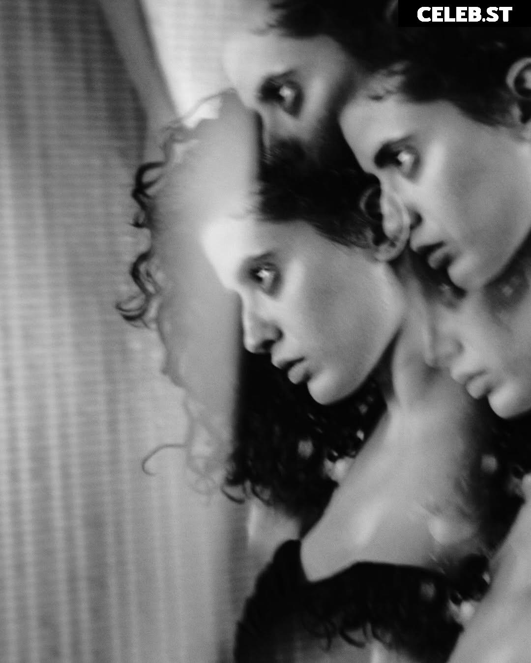 Anna Pittureri / annina_pittureri Image 11942567