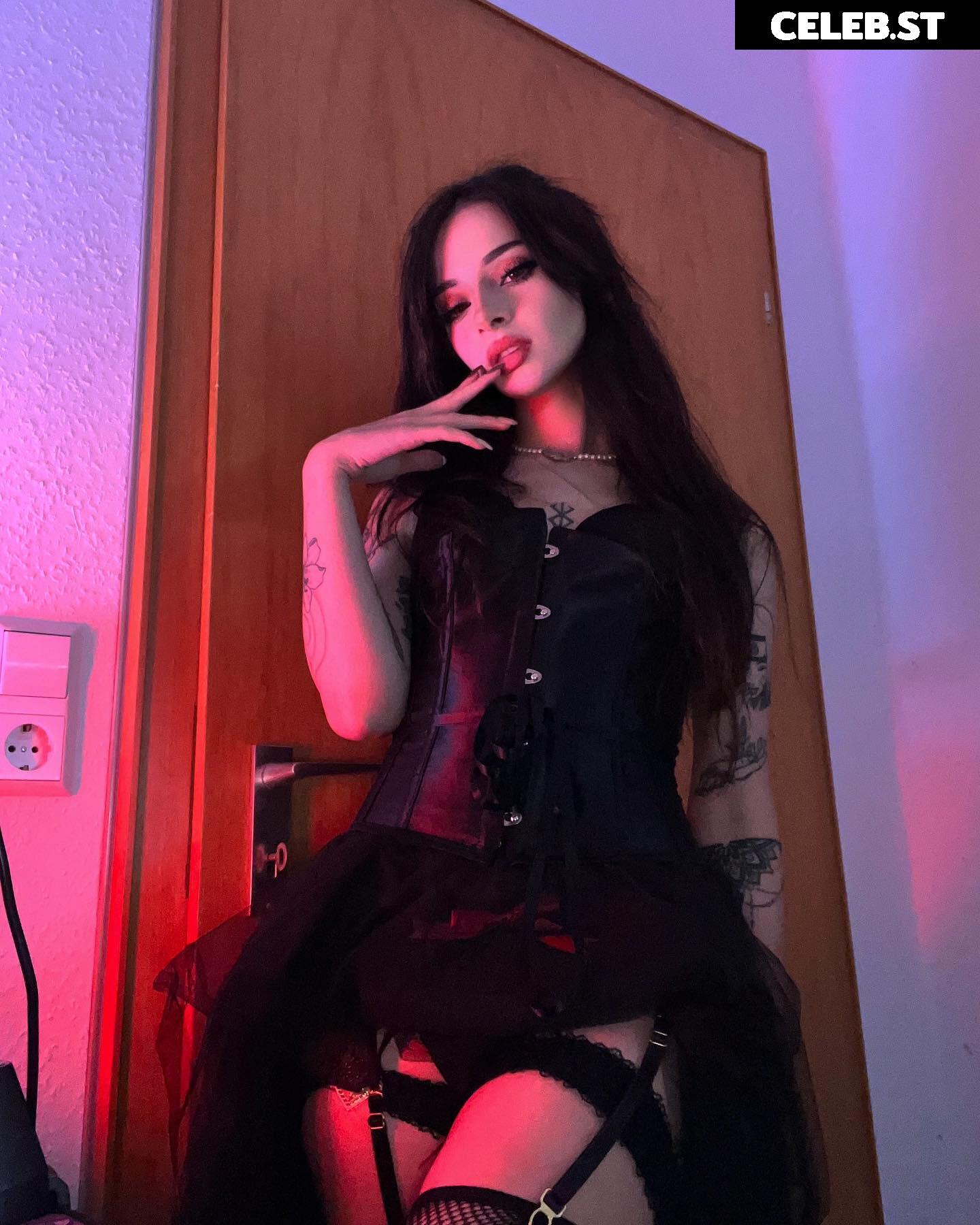 Cata Leyah / cata.leyah / cataleyah_ / leyahcata Image 11942493