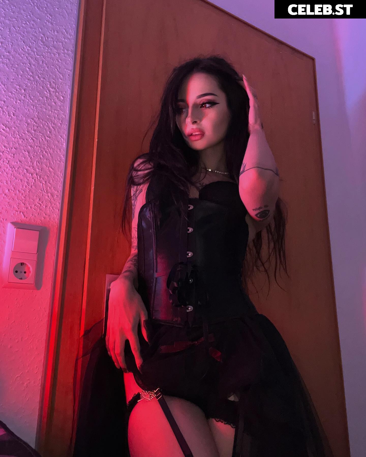 Cata Leyah / cata.leyah / cataleyah_ / leyahcata Image 11942491