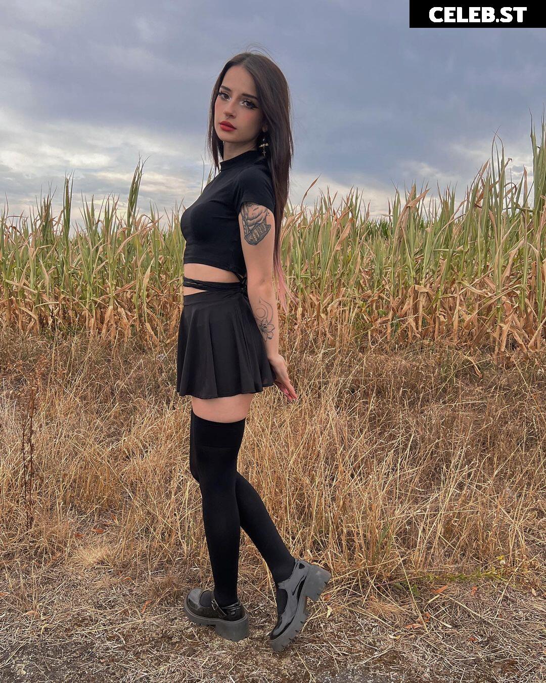 Cata Leyah / cata.leyah / cataleyah_ / leyahcata Image 11942098