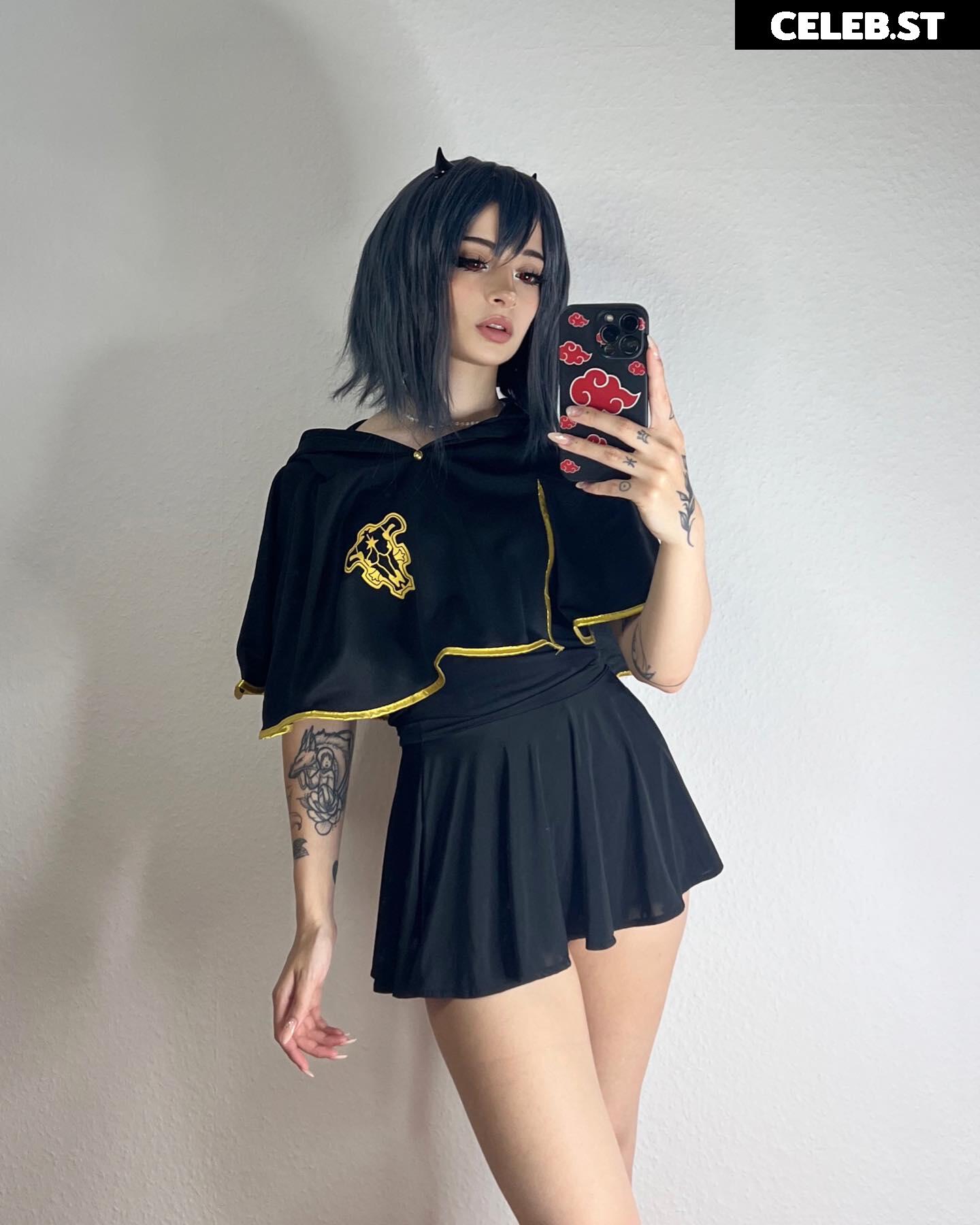 Cata Leyah / cata.leyah / cataleyah_ / leyahcata Image 11942318