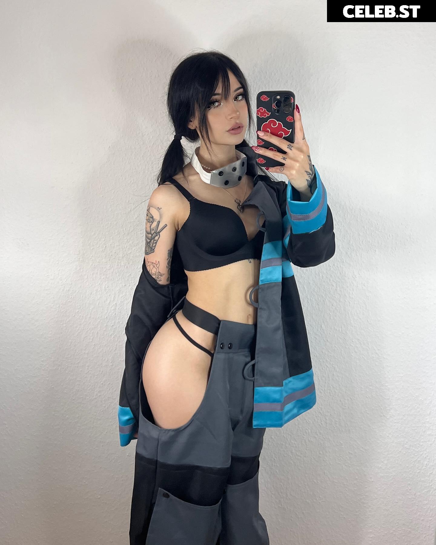Cata Leyah / cata.leyah / cataleyah_ / leyahcata Image 11942335