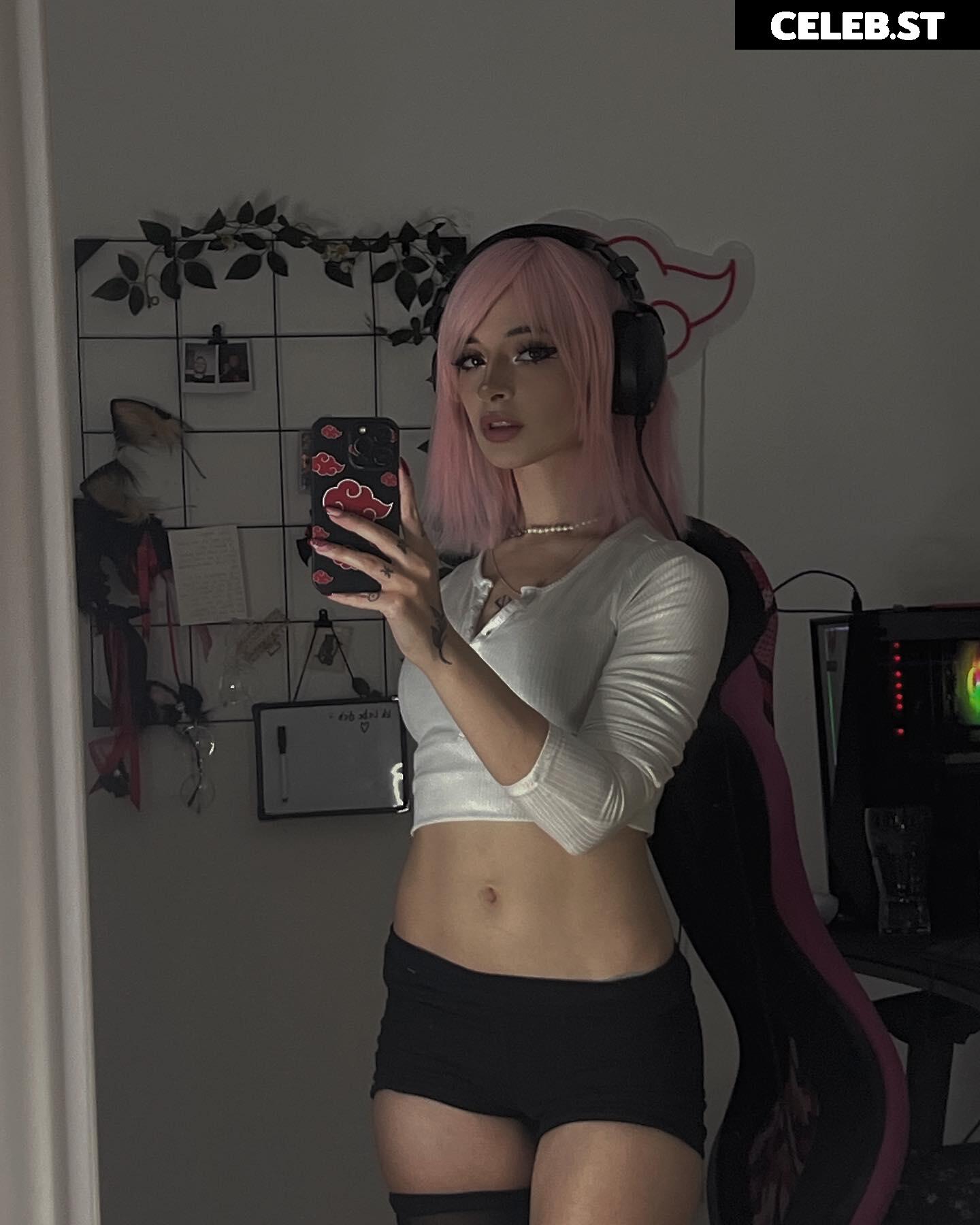 Cata Leyah / cata.leyah / cataleyah_ / leyahcata Image 11942368