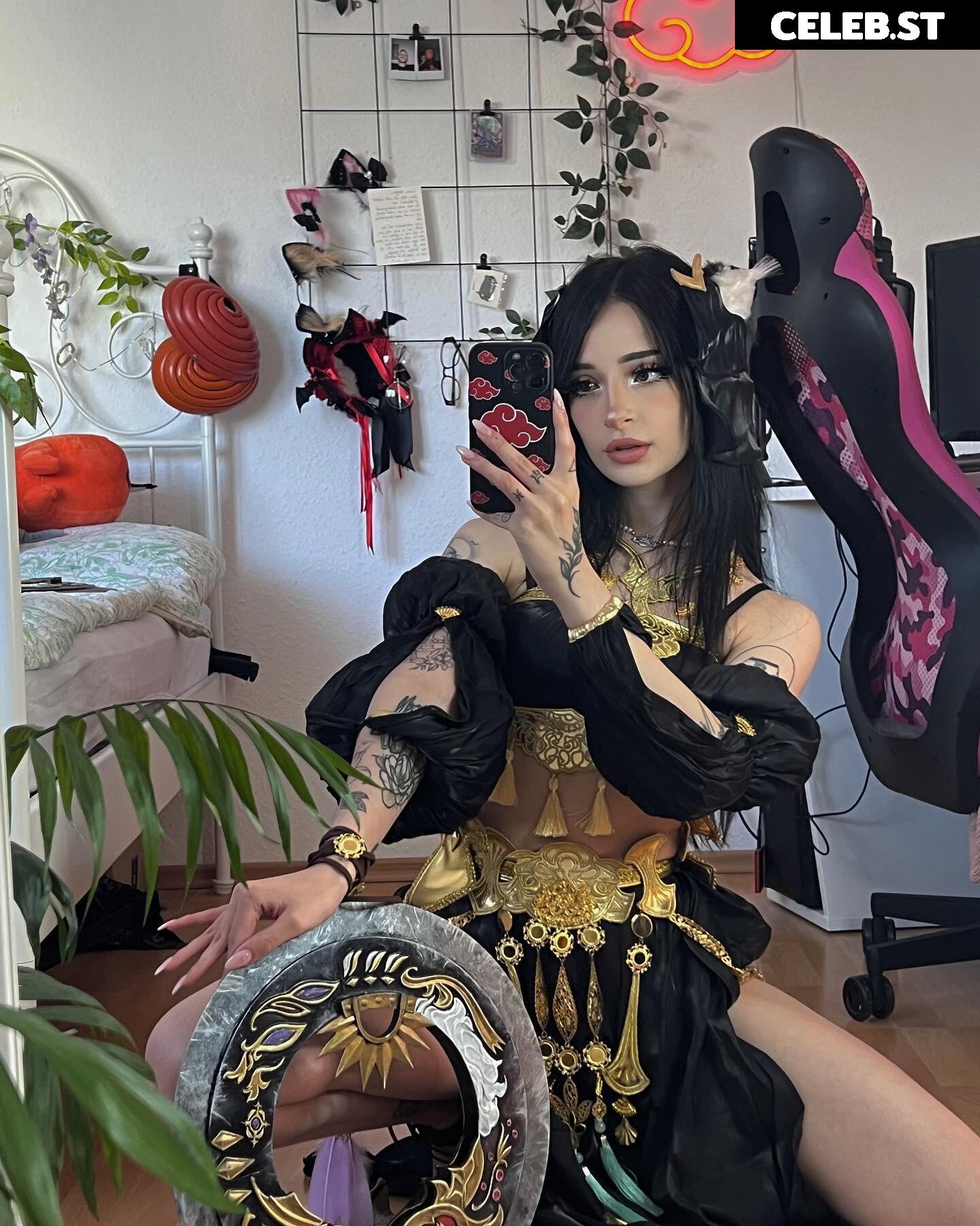 Cata Leyah / cata.leyah / cataleyah_ / leyahcata Image 11942271