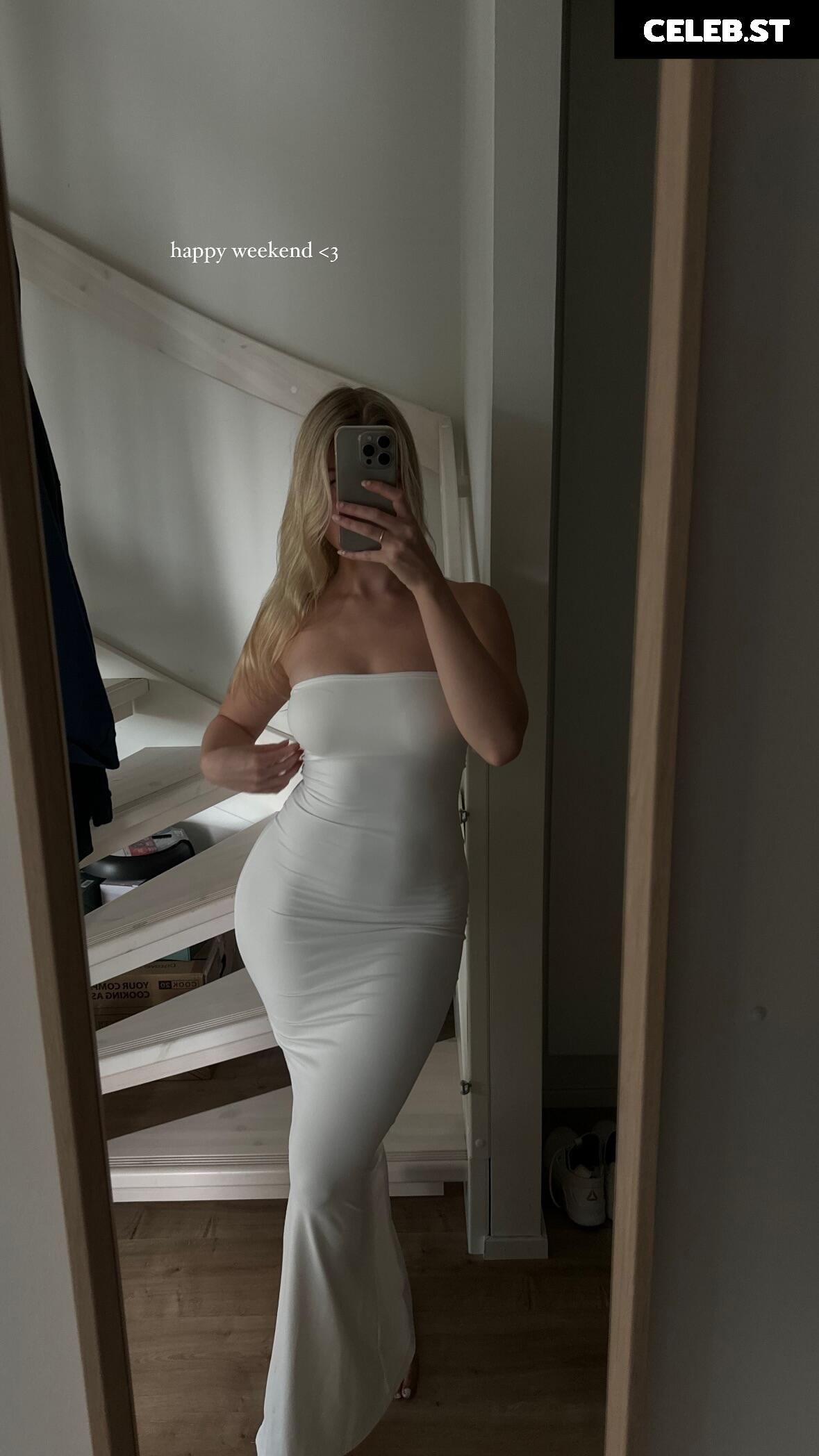 1rtonamu | Sara Manner Image 11949206