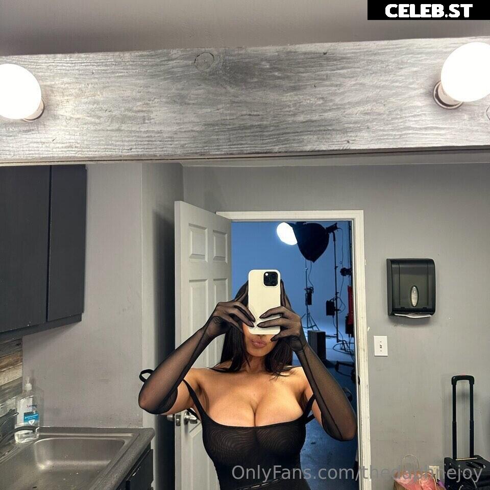 DaphneJoy Image 11911766