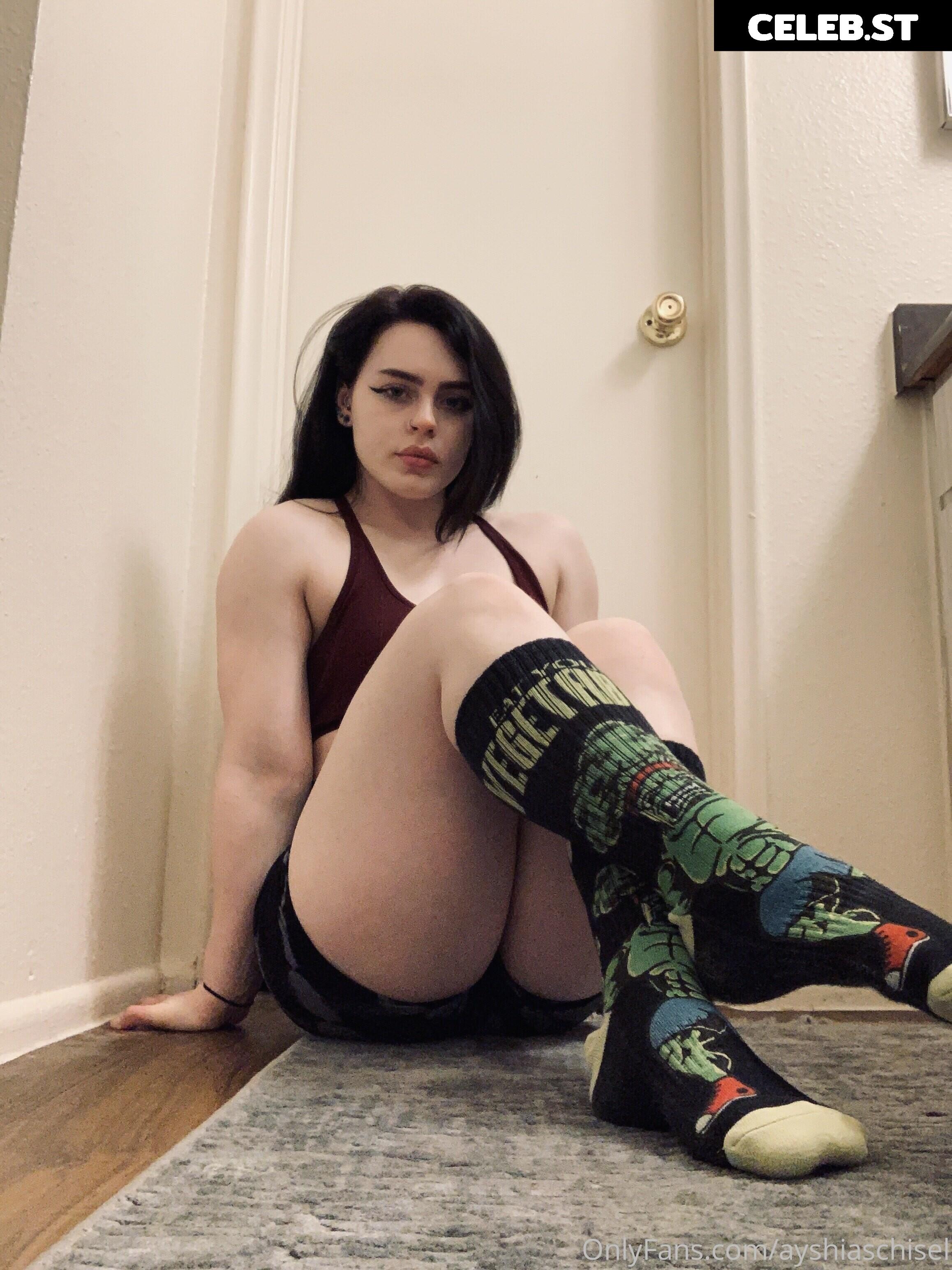 Ayshia Schisel/Elorahdaexplorah Image 11910359