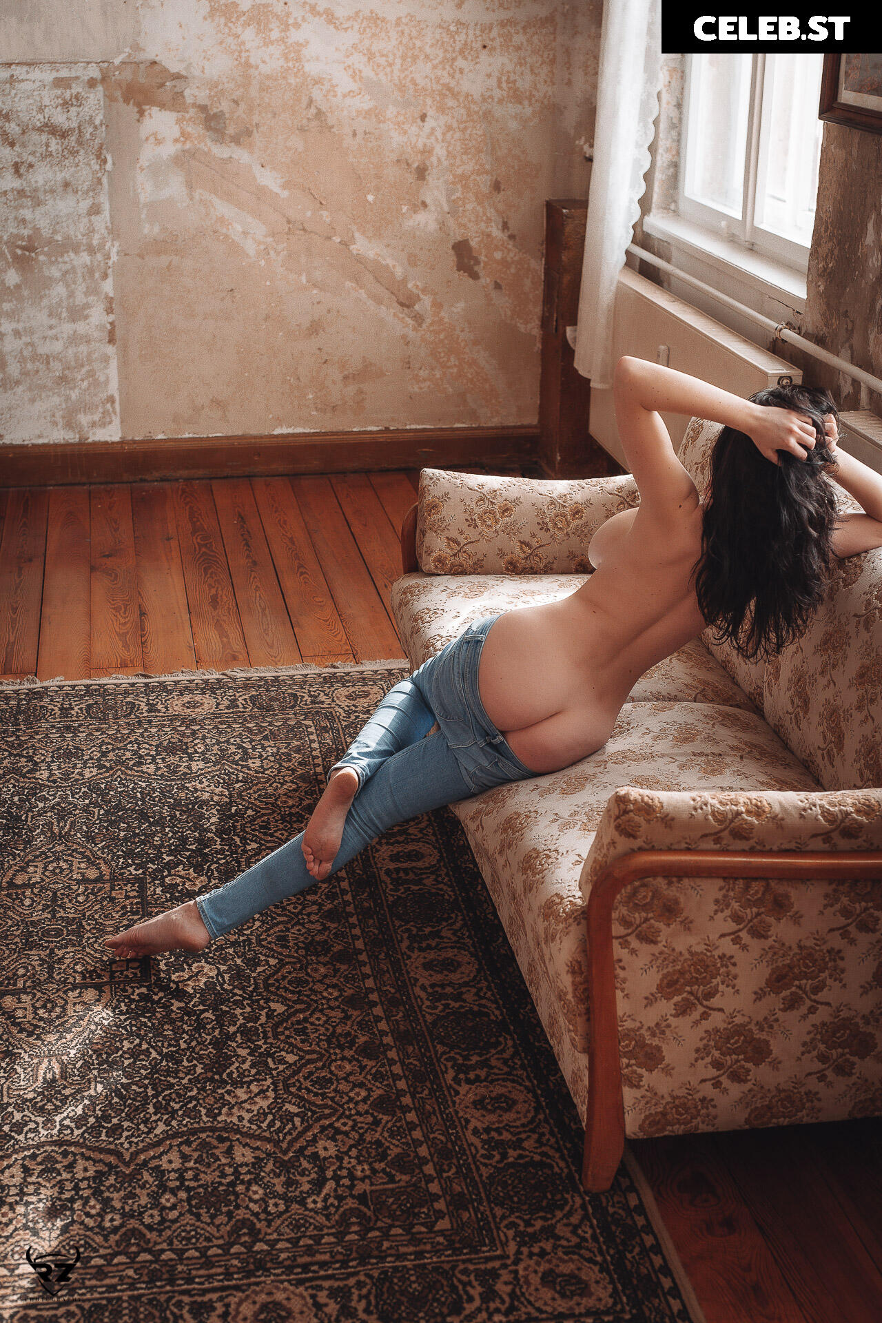 Laurine Image 11913635