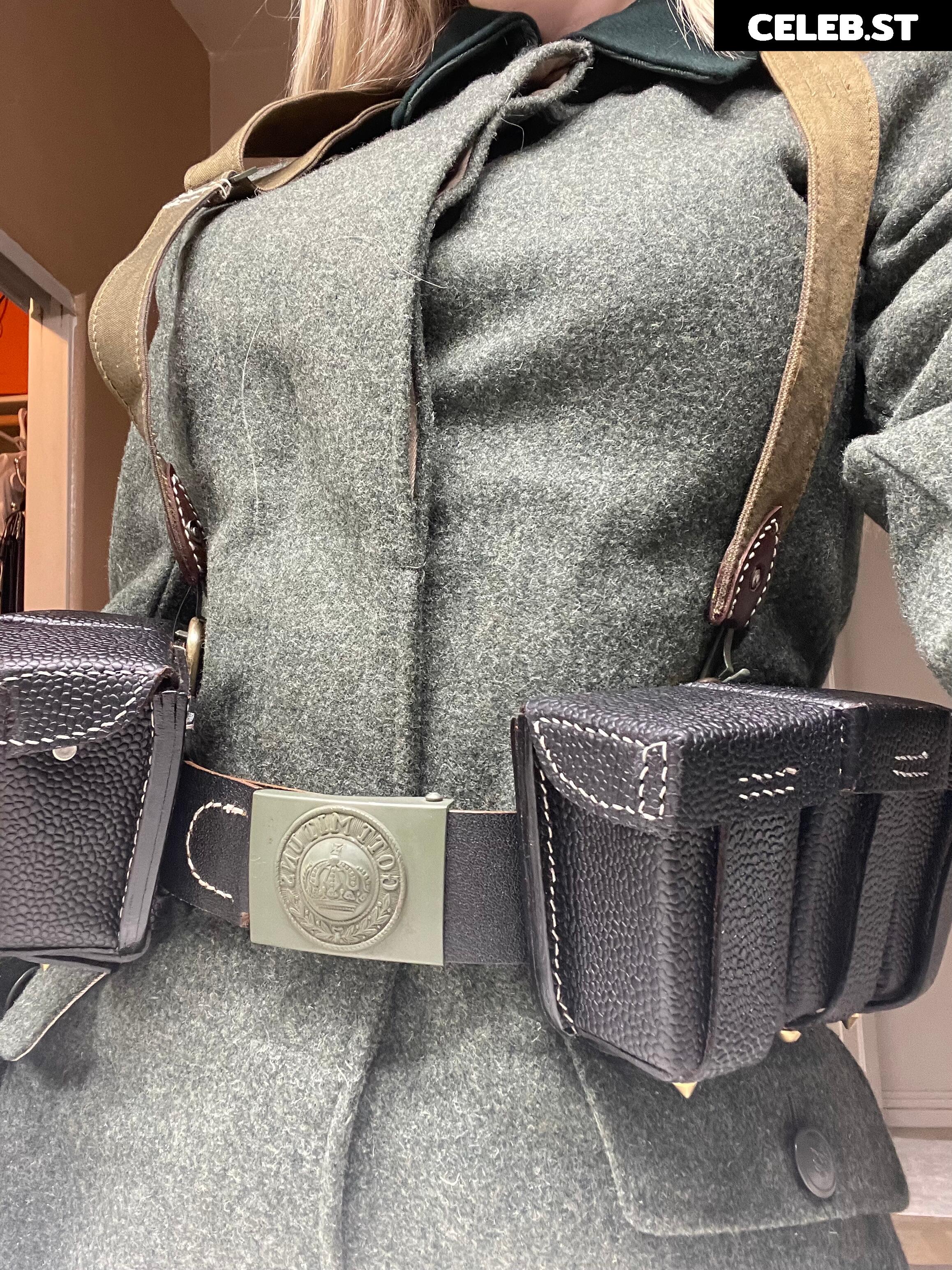 offizieramira Image 11928998