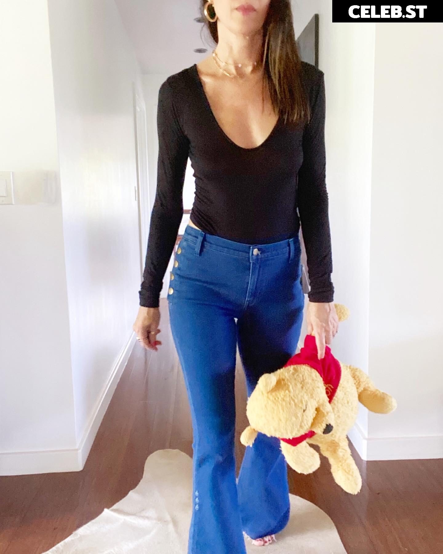 Carrie Gebb / Driftwood Maui Image 11928534