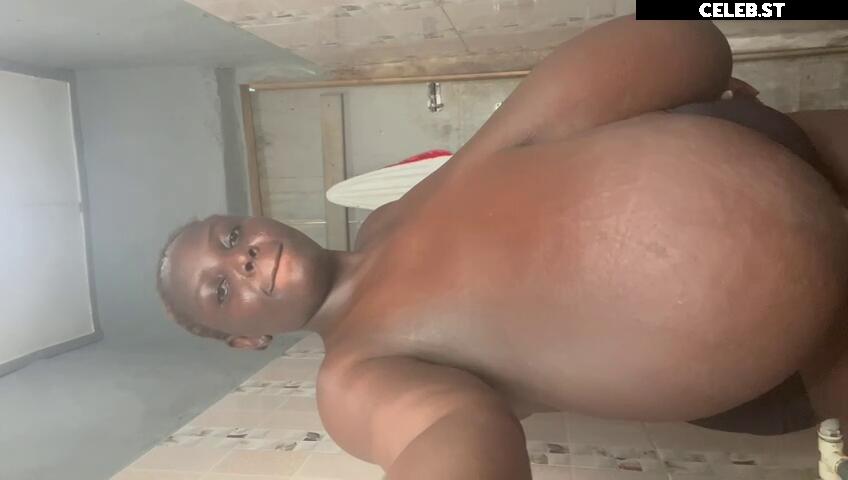 Busty Vivian: Biggest boobs in Africa ! Image 11928480