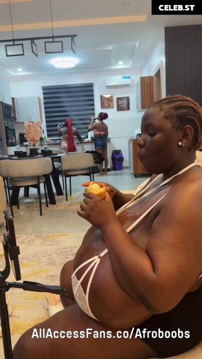 Busty Vivian: Biggest boobs in Africa ! Image 11928439