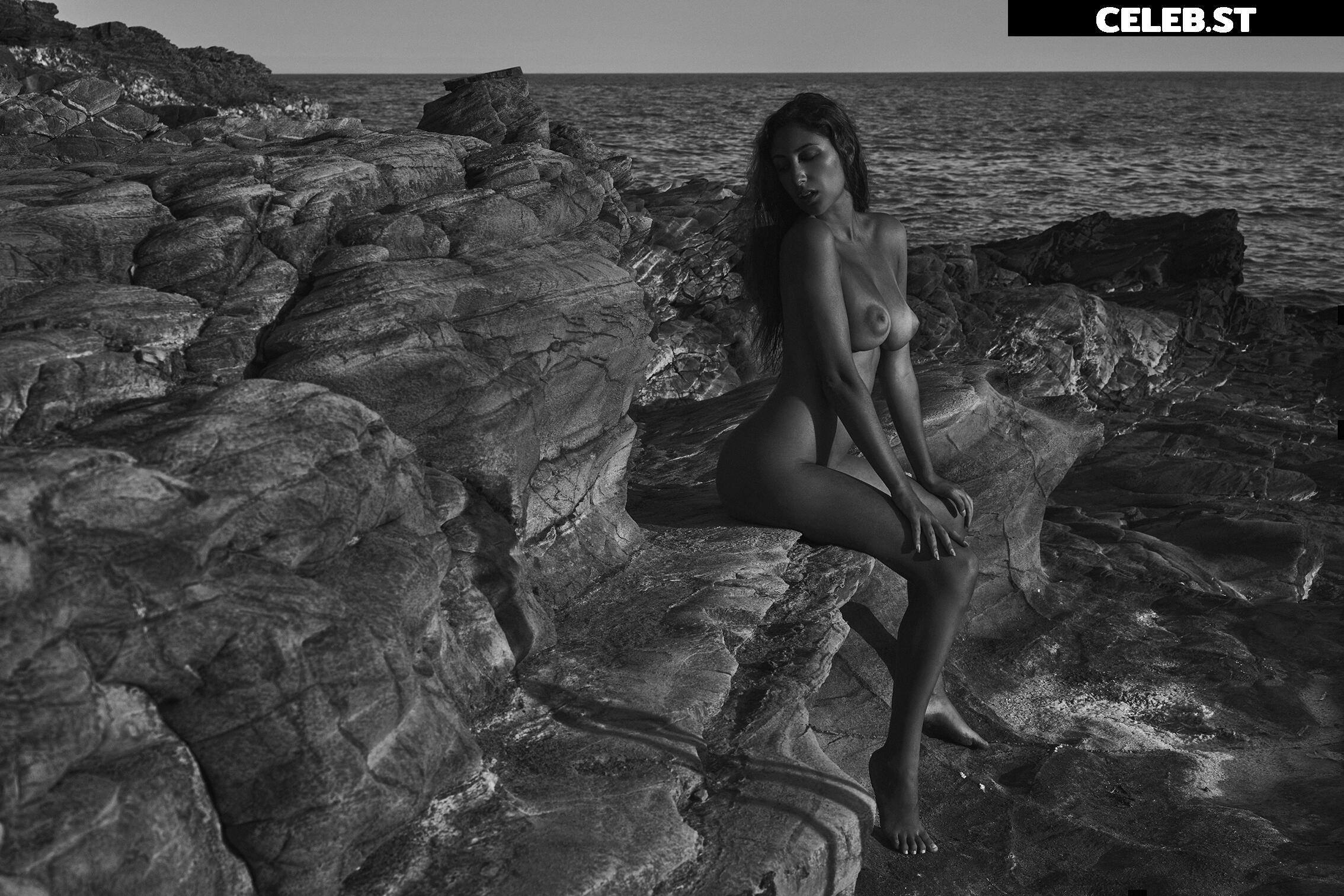 Ipek Ipekrules Image 11928665