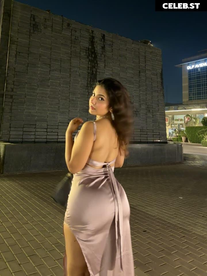 Suramya Pandiya | suramyapandiya Image 11925918