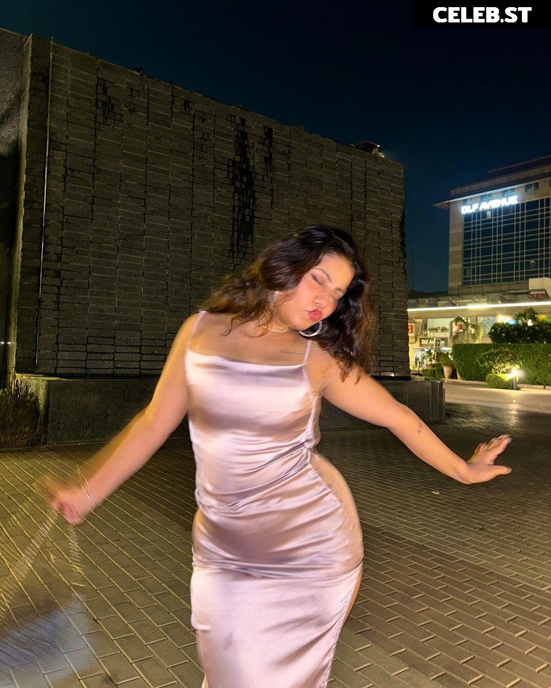 Suramya Pandiya | suramyapandiya Image 11925894