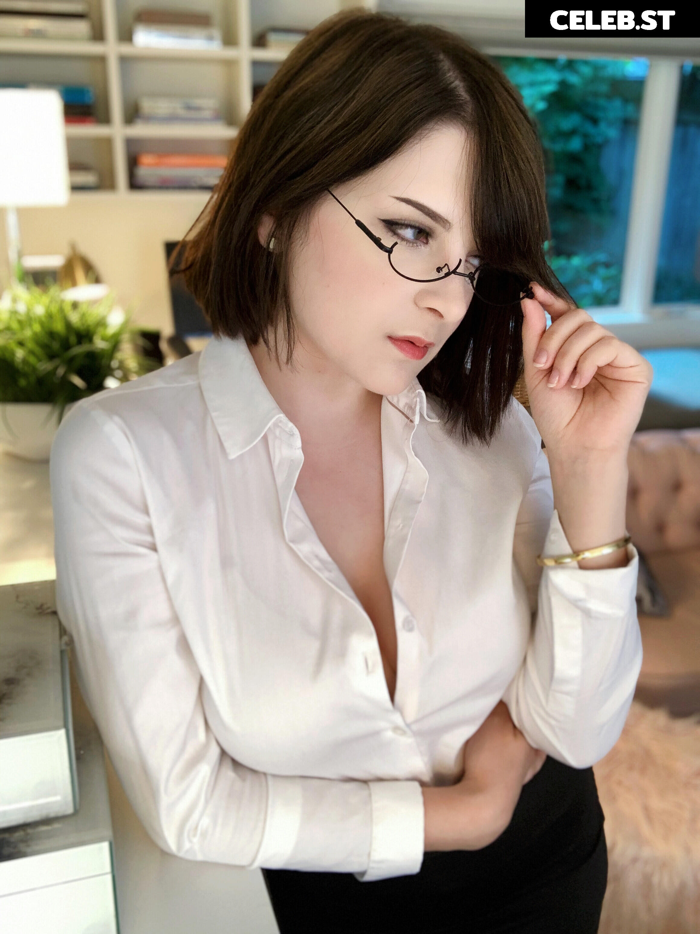Hiso Neko Image 11924829