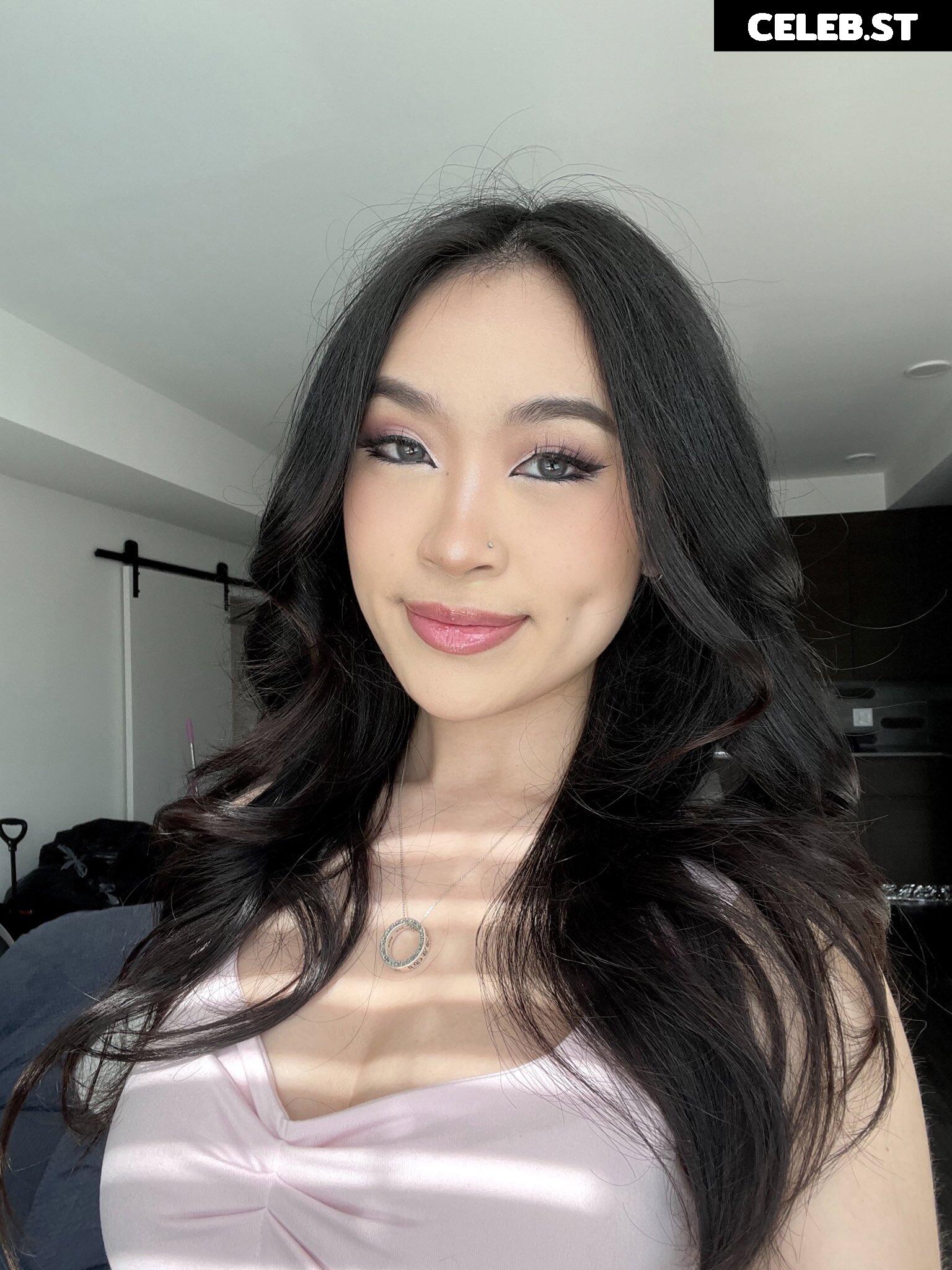 Theresa Nguyen / theresawinnn Image 11927519