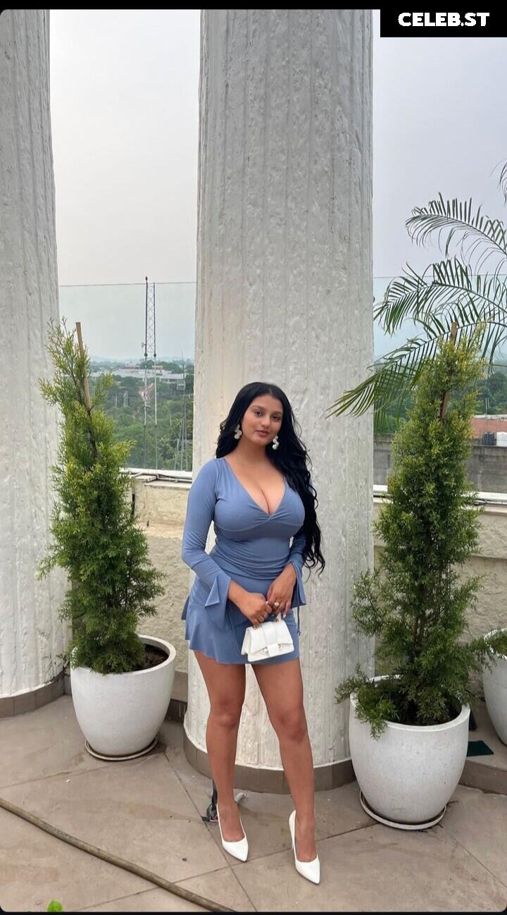 @_ayushaaaa__, Ayusha, busty Indian influencer Image 11927113