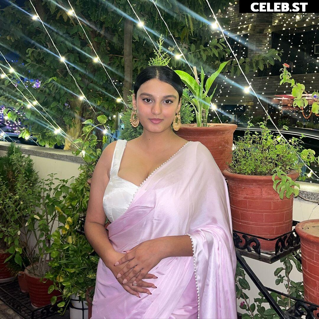 @_ayushaaaa__, Ayusha, busty Indian influencer Image 11927144