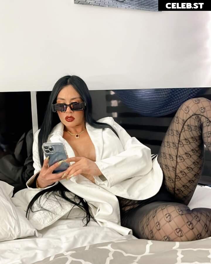 Diosa Canales Image 11927229