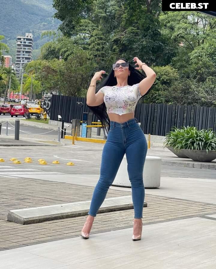 Diosa Canales Image 11927248