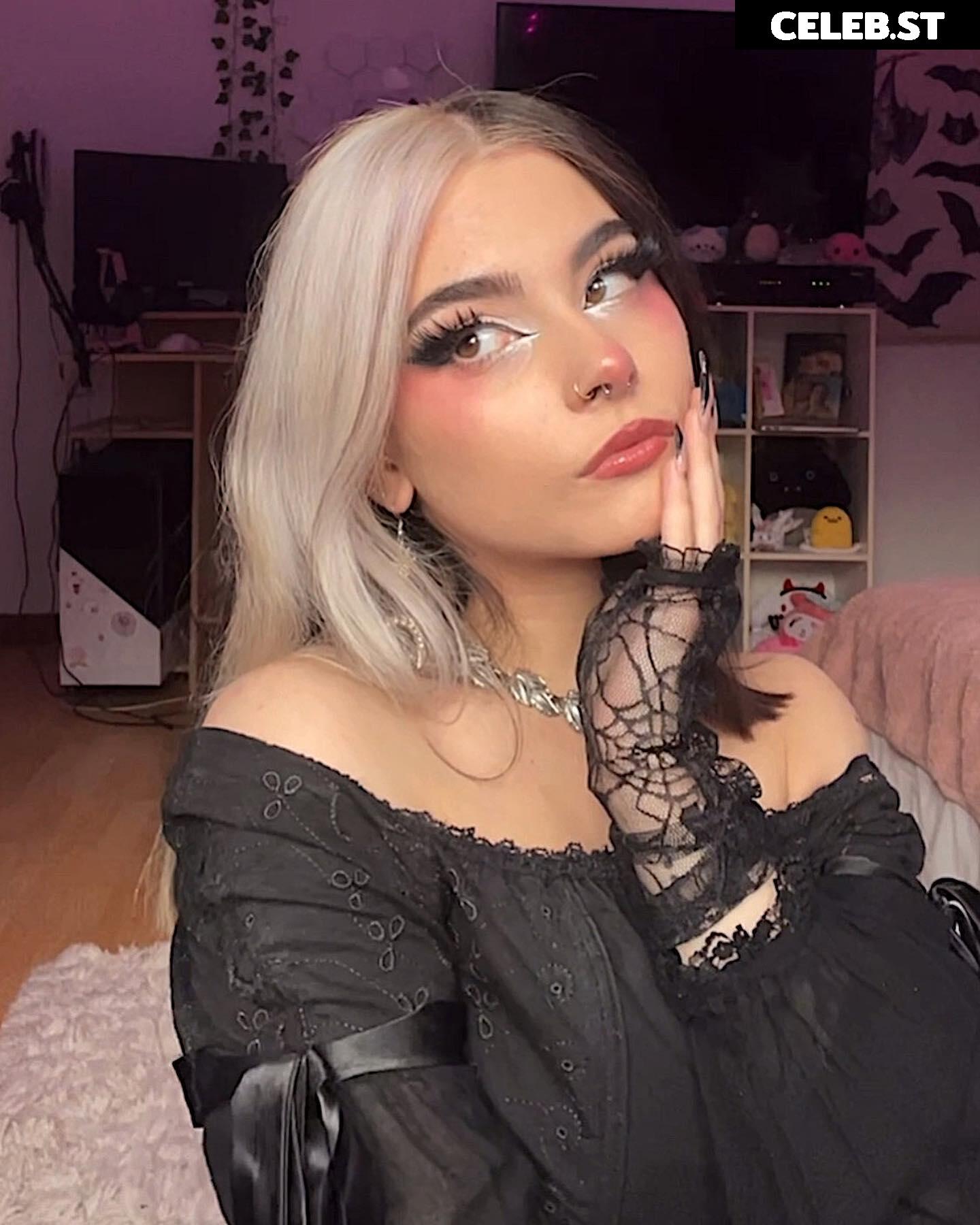 jjoycely | jj0yce | jxycexo Image 11926114