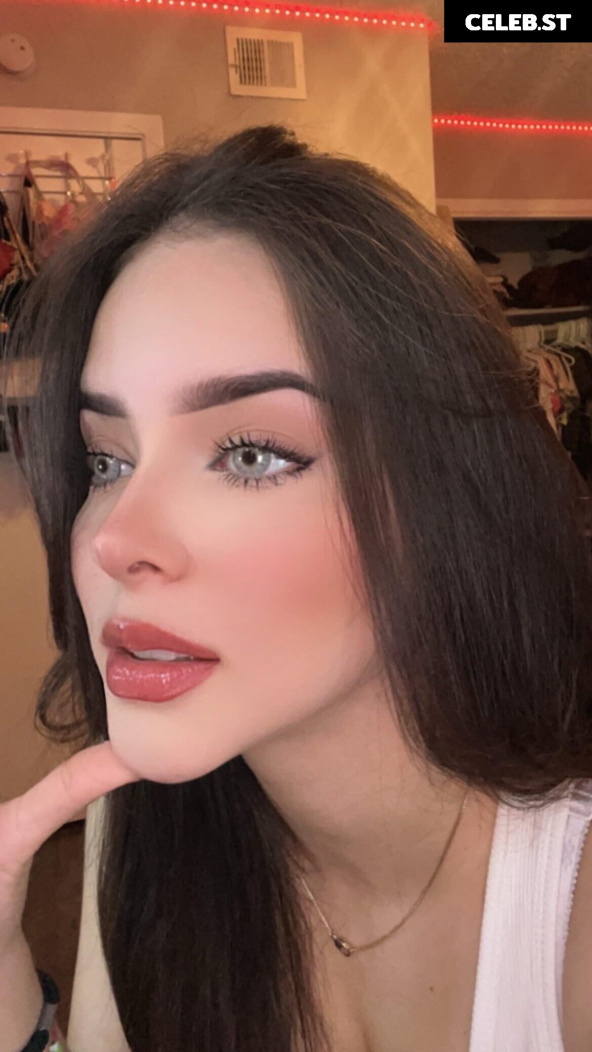 Sabrina Salvatierra Image 11929817