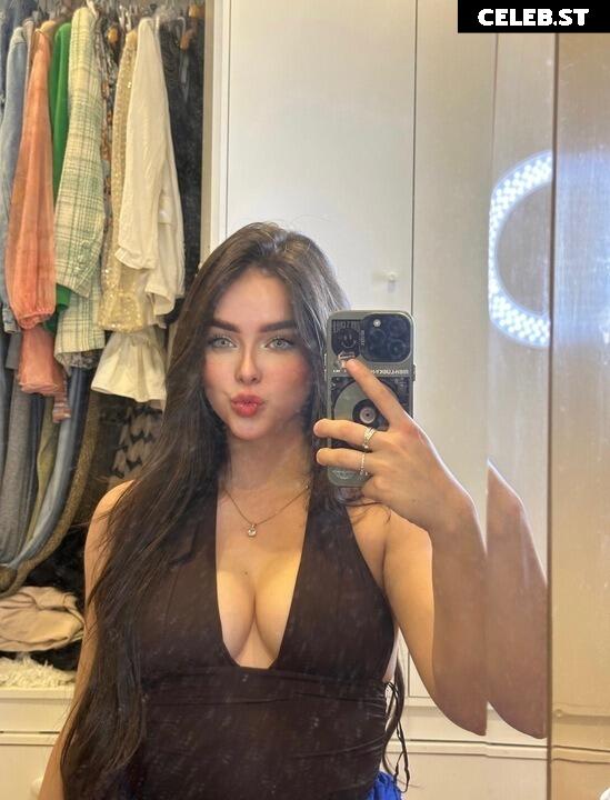 Sabrina Salvatierra Image 11929855