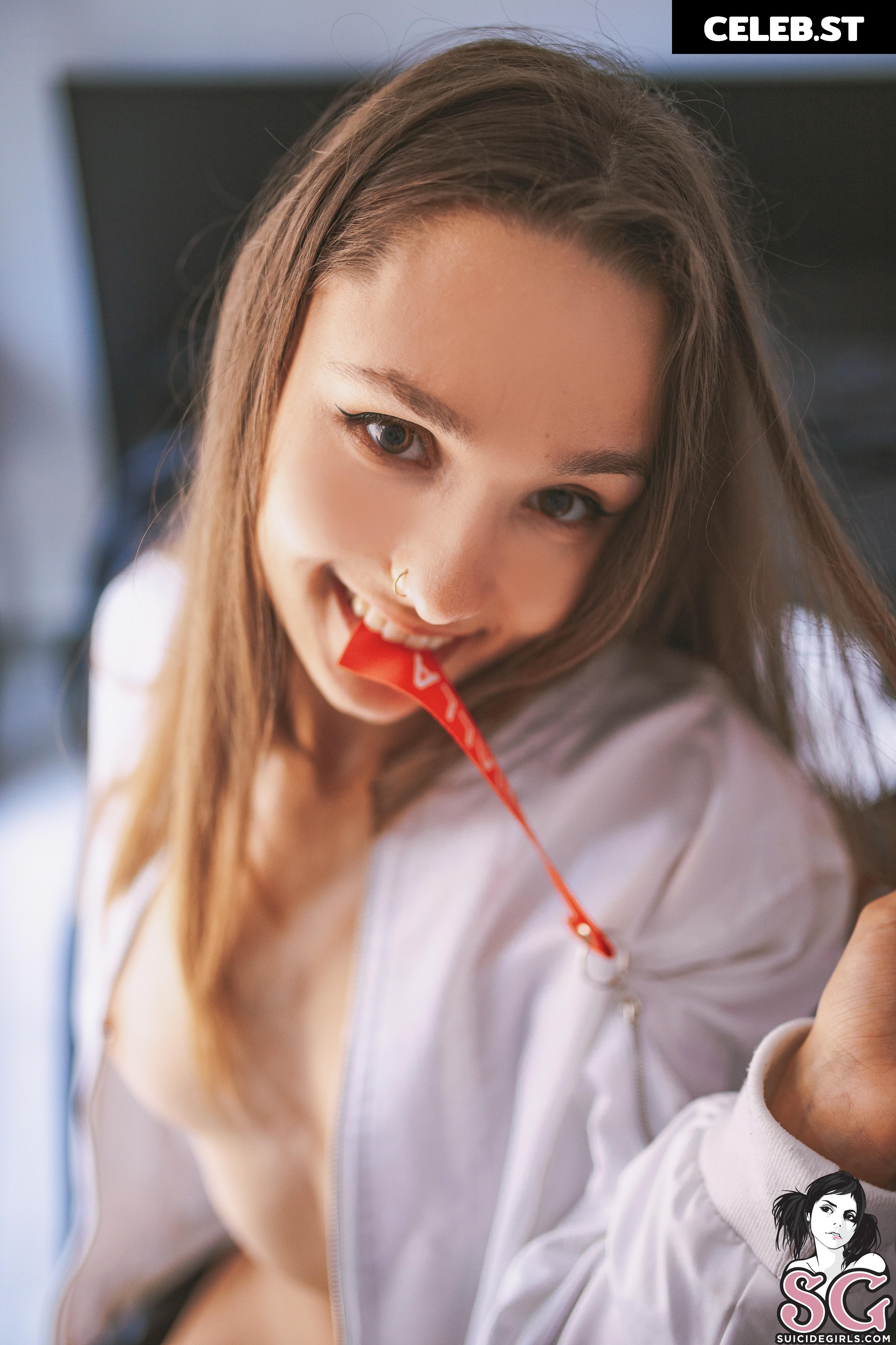 eris_jstr / eris_sg_ / erisverba Image 11929479