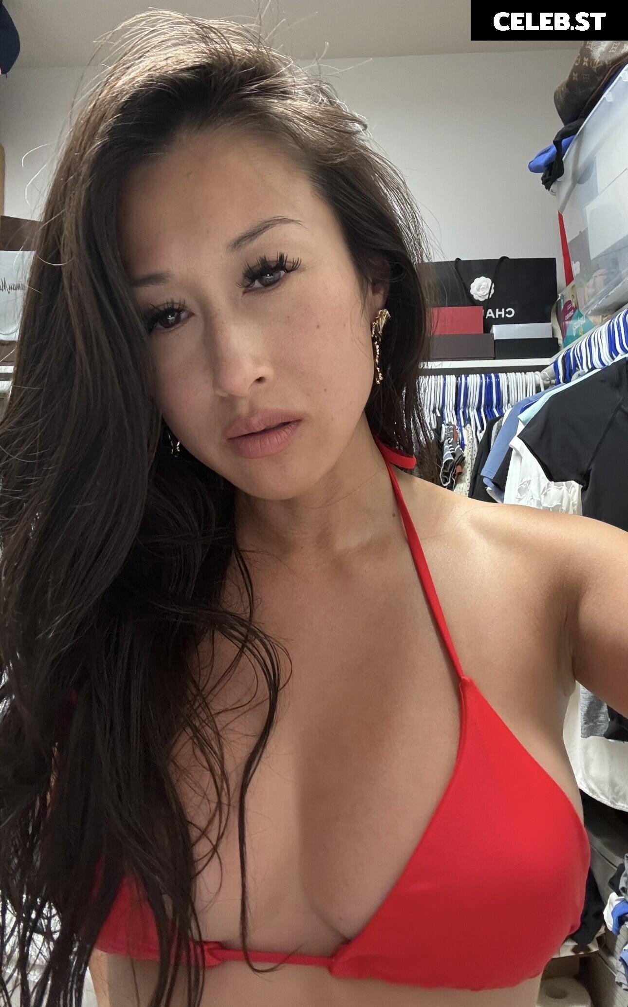 Lily Nguyen / xolisawin Image 11938919