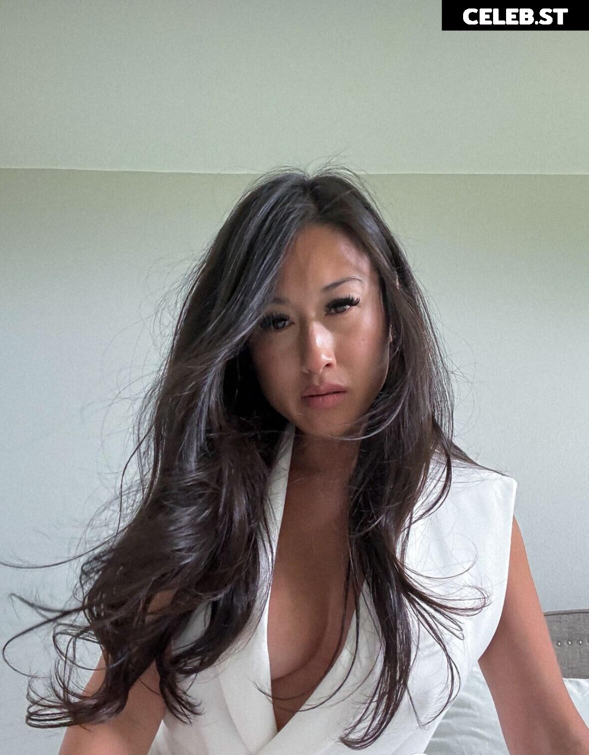 Lily Nguyen / xolisawin Image 11938898