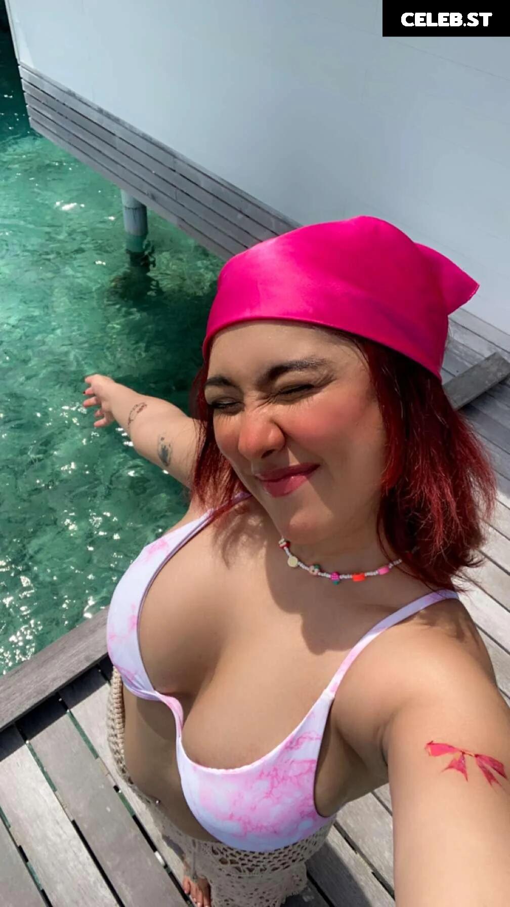 shreyxa  / Shreya Chadda Image 11938527